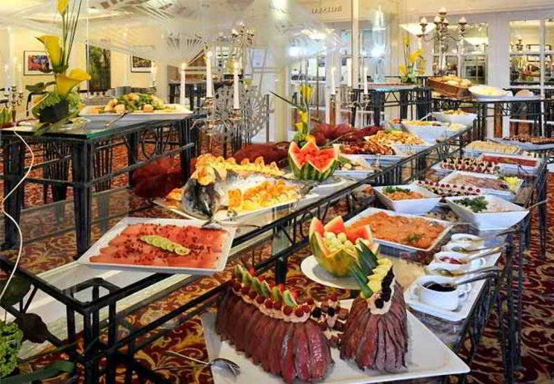 汉堡机场万怡酒店 外观 照片