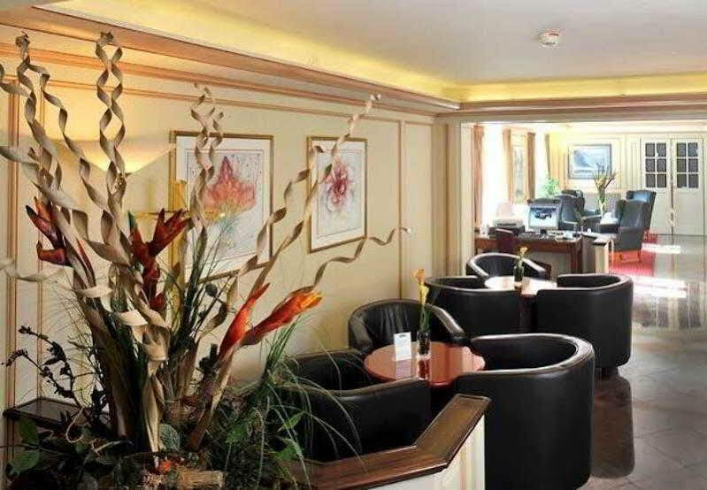 汉堡机场万怡酒店 外观 照片